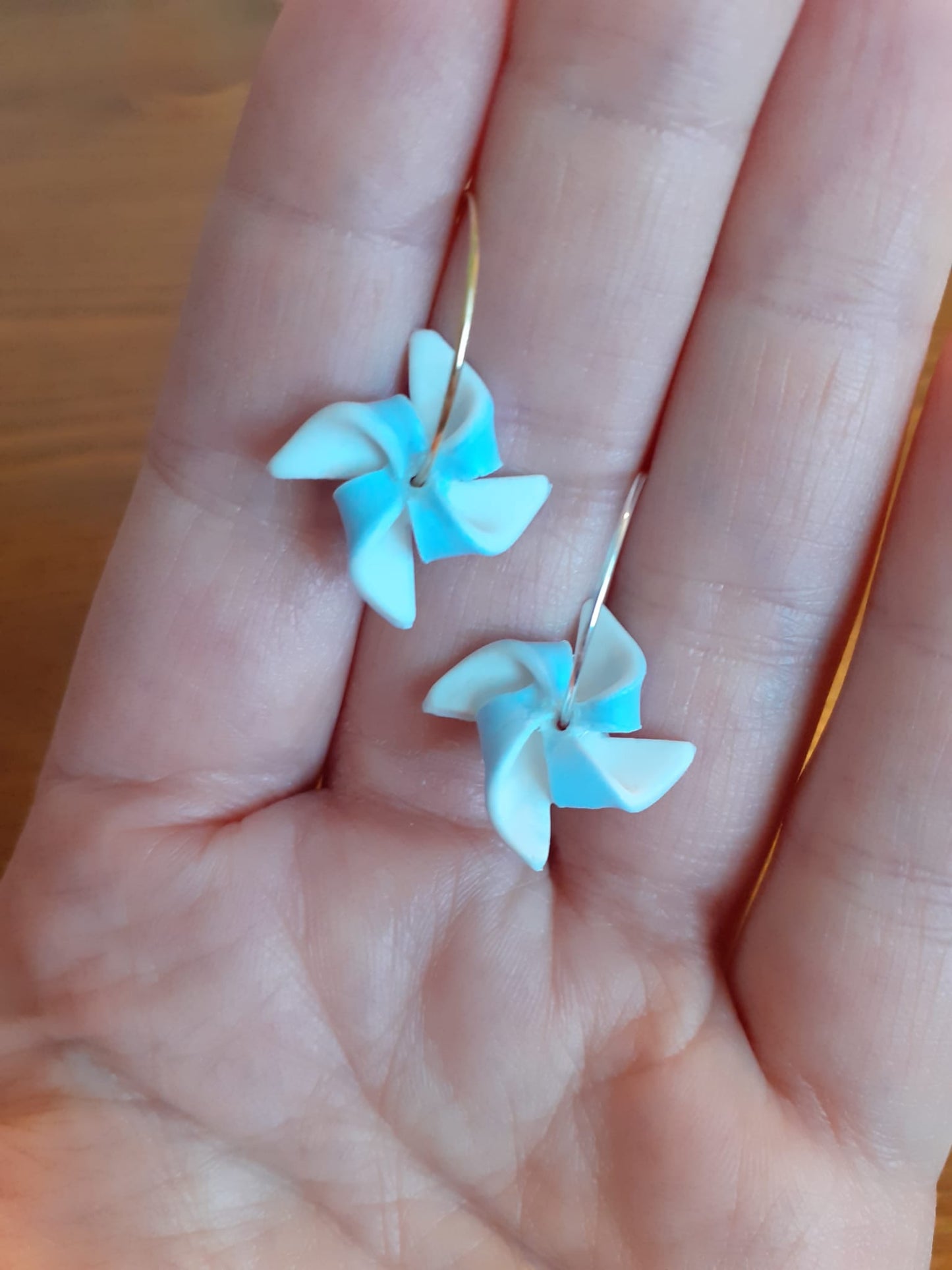 Windrad-Ohrringe (4 Ecken) – handgefertigt aus Fimo